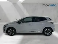 Usado Renault Clio V Techno 100 CV (73 kW) 2025 Gris Berlina