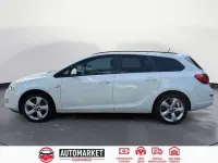 Usado Opel Astra Edition 116 CV (85 kW) 2011 Blanco Familiar