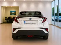 Usado Toyota C-HR Active 122 CV (89 kW) 2022 Blanco SUV