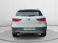 Usado Seat Leon 4Drive 150 CV (110 kW) 2018 Blanco Familiar