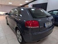 Usado Audi A3 Ambition 140 CV (102 kW) 2006 Negro Utilitario