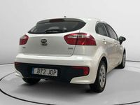 Usado Kia Rio 75 CV (55 kW) 2015 Blanco Utilitario