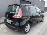 Usado Renault Scenic E-Tech Dynamique 130 CV (95 kW) 2011 Negro Monovolumen