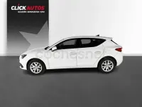 Usado Seat Leon Style 130 CV (95 kW) 2024 Blanco Berlina