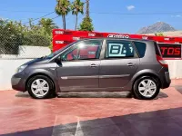 Usado Renault Scenic E-Tech Exception 120 CV (88 kW) 2005 Gris Monovolumen