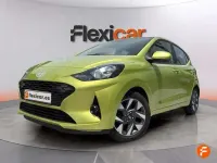 Usado Hyundai i10 67 CV (49 kW) 2024 Verde Utilitario