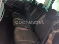 Usado Peugeot Partner Tepee Outdoor 120 CV (88 kW) 2016 Gris / plata Monovolumen