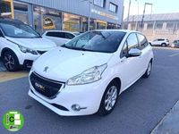 Usado Peugeot 208 Style 82 CV (60 kW) 2014 Blanco Utilitario