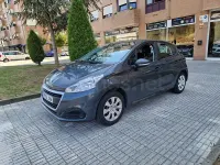 Usado Peugeot 208 Access 82 CV (60 kW) 2016 Gris / plata Utilitario
