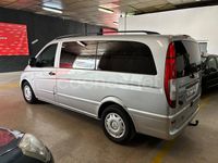 Usado Mercedes Viano 150 CV (110 kW) 2008 Gris / plata Monovolumen