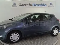 Usado Nissan Micra Acenta 92 CV (67 kW) 2023 Gris / plata Utilitario