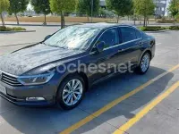 Usado VW Passat Advance 150 CV (110 kW) 2019 Negro Berlina