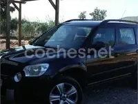 Usado Skoda Yeti Active 105 CV (77 kW) 2010 Negro SUV