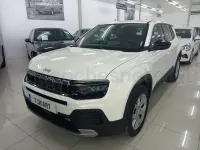 Usado Jeep Avenger Altitude 100 CV (73 kW) 2023 Blanco SUV