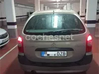 Usado Citroën Xsara Picasso 92 CV (67 kW) 2006 Beige Monovolumen