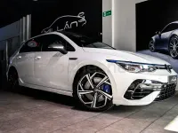 Usado VW Golf VIII R 320 CV (235 kW) 2023 Blanco Berlina
