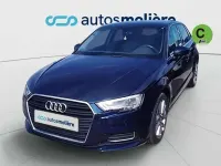 Usado Audi A3 Design 116 CV (85 kW) 2019 Azul Berlina