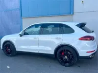 Usado Porsche Cayenne Turbo 520 CV (382 kW) 2017 Blanco SUV