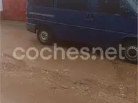 Begagnad VW Transporter 68 HK (50 kW) 1997 Blå Van