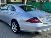 Usado Mercedes CLS320 224 CV (164 kW) 2007 Gris / plata Coupe
