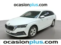 Usado Skoda Octavia Ambition 110 CV (80 kW) 2022 Blanco Familiar