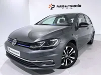 Usado VW Golf VIII Life 131 CV (96 kW) 2020 Gris Utilitario