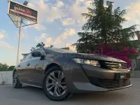 Usado Peugeot 508 Active 130 CV (95 kW) 2021 Gris / plata Berlina