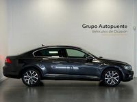Usado VW Passat Executive 150 CV (110 kW) 2021 Negro Berlina