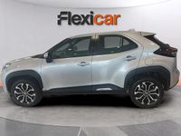 Usado Toyota Yaris Hybrid Active 116 CV (85 kW) 2024 Gris