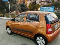 Usado Kia Picanto LX 61 CV (44 kW) 2006 Naranja Utilitario