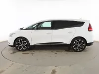 Usado Renault Grand Scénic IV Zen 140 CV (102 kW) 2021 Blanco Monovolumen
