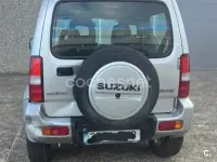 Usado Suzuki Jimny 86 CV (63 kW) 2007 Gris / plata SUV