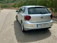 Usado VW Polo Sportline 95 CV (69 kW) 2017 Gris / plata Berlina