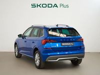 Usado Skoda Kamiq Ambition 110 CV (80 kW) 2022 Azul SUV