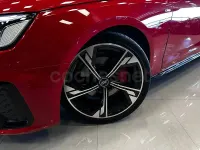 Usado Audi A4 Black Edition 204 CV (150 kW) 2023 Rojo Familiar
