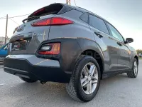 Usado Hyundai Kona 115 CV (84 kW) 2018 Gris / plata SUV