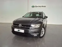 Usado VW Tiguan Edition 116 CV (85 kW) 2019 Gris SUV