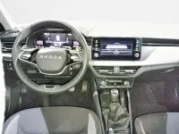 Usado Skoda Kamiq Selection 115 CV (84 kW) 2025 Negro SUV