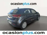 Usado Kia Rio 84 CV (61 kW) 2019 Gris Utilitario