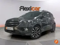 Usado Ford Kuga ST-Line 150 CV (110 kW) 2018 Gris SUV