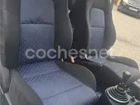 Usado Ford Fiesta 90 CV (66 kW) 2005 Blanco Utilitario