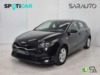Usado Kia Ceed 120 CV (88 kW) 2023 Negro Utilitario