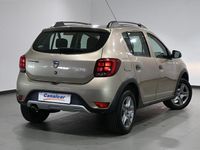 Usado Dacia Sandero Essentiel 90 CV (66 kW) 2020 Beige