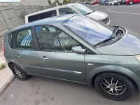 Usado Renault Scenic E-Tech Dynamique 115 HP (84 kW) 2004 Cinzento Monovolume