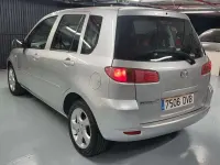 Usado Mazda 2 Active 68 CV (50 kW) 2006 Gris / plata Utilitario