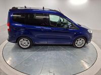 Usado Ford Tourneo Courier Trend 100 CV (73 kW) 2018 Azul Monovolumen