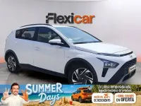 Usado Hyundai Bayon 100 CV (73 kW) 2023 Blanco SUV