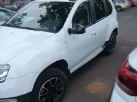 Usado Dacia Duster Lauréate 140 CV (102 kW) 2017 Blanco SUV