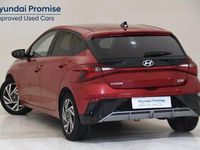 Usado Hyundai i20 100 CV (73 kW) 2025 Granate Utilitario