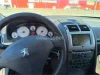 Usado Peugeot 407 Sport 136 CV (100 kW) 2007 Verde Berlina
